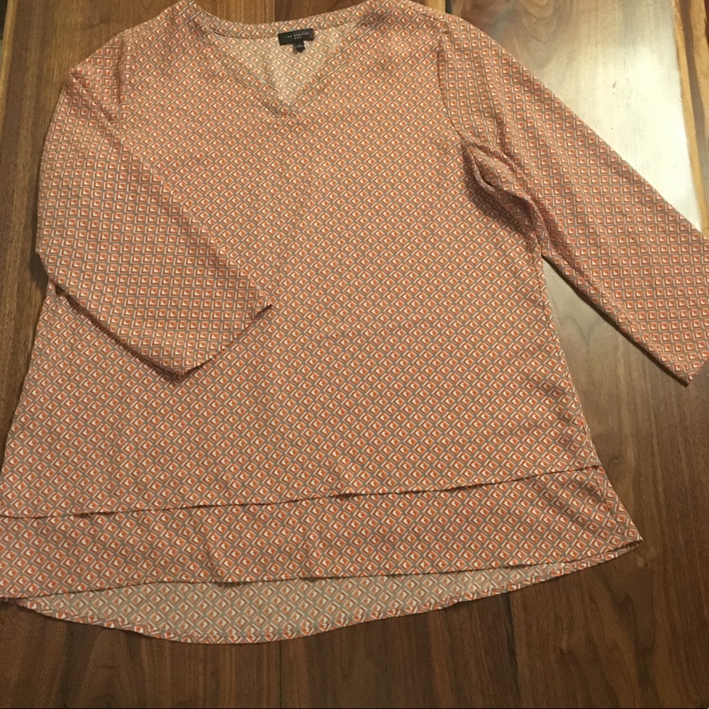 Limited blouse